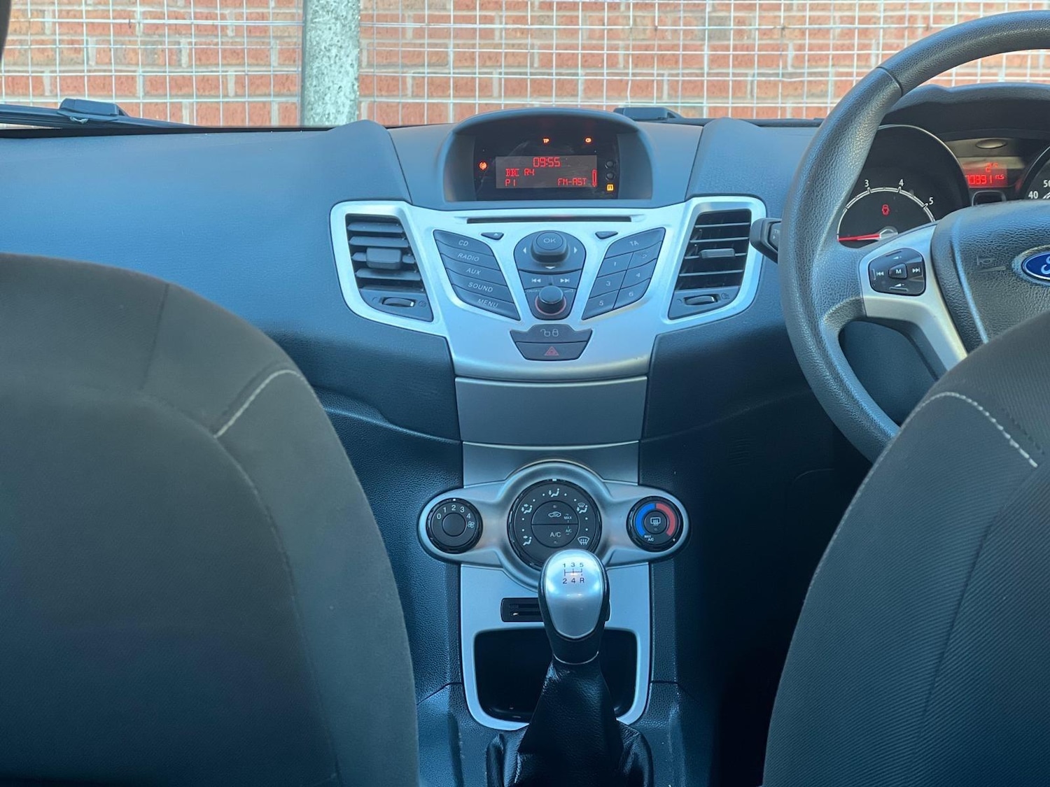 Used Ford Fiesta 2011 for sale - 77091639: Photo 12