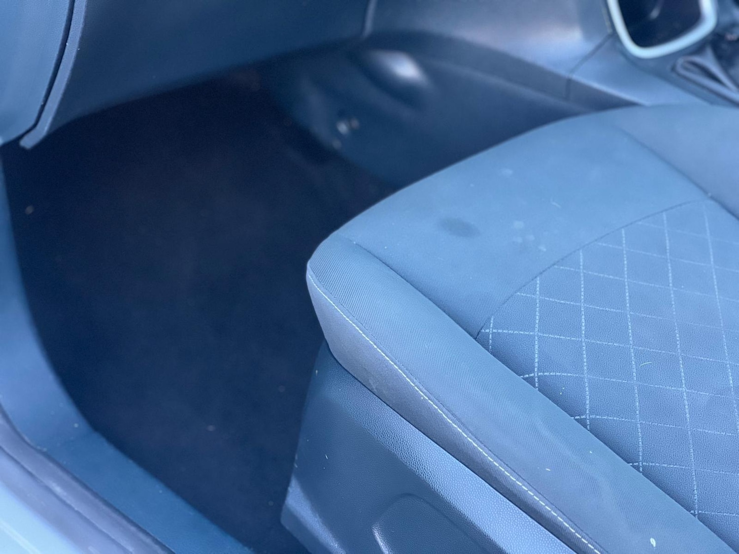 Used Ford Fiesta 2011 for sale - 77091639: Photo 33