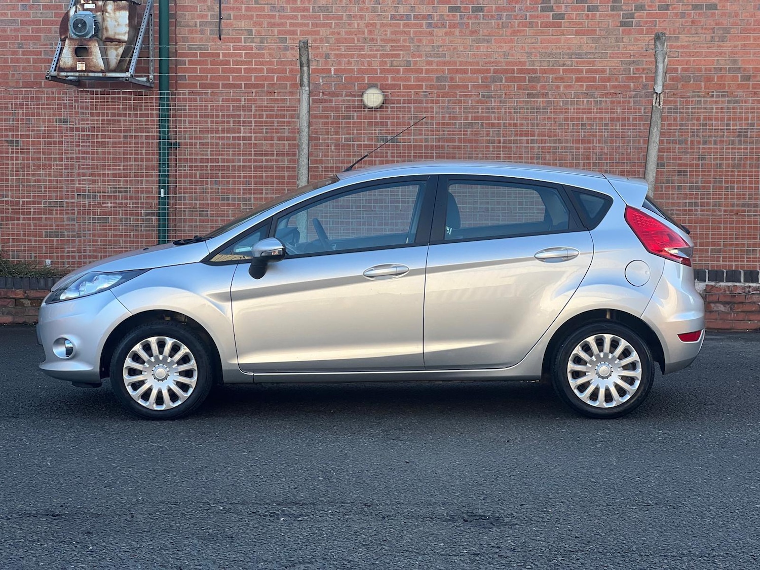 Used Ford Fiesta 2011 for sale - 77091639: Photo 7