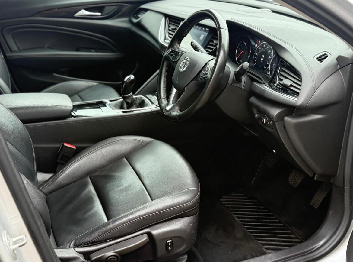 Used Vauxhall Insignia 2018 for sale - 77040666: Photo 33