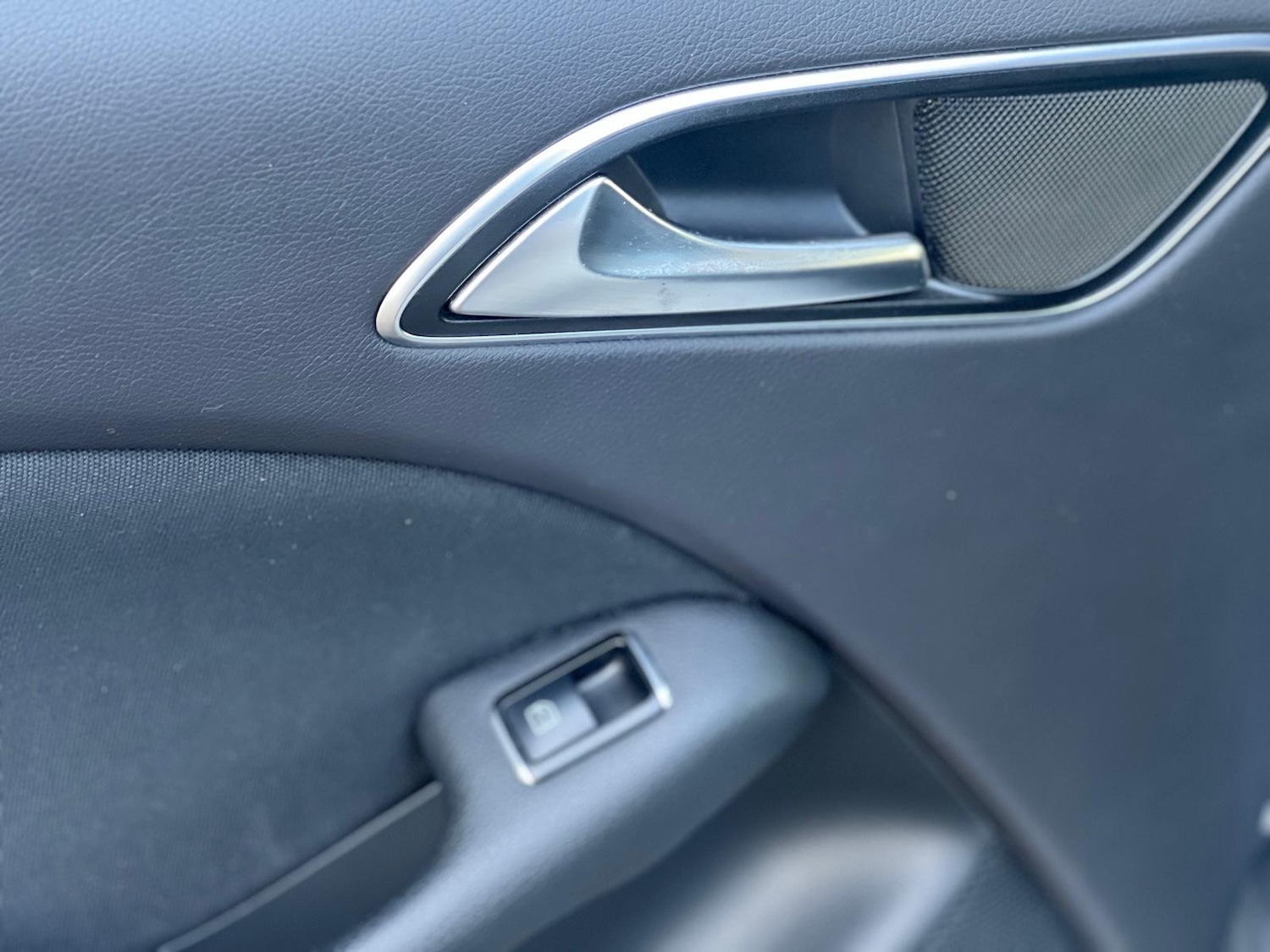 Used Mercedes-Benz B Class for sale - 77267478: Photo 38