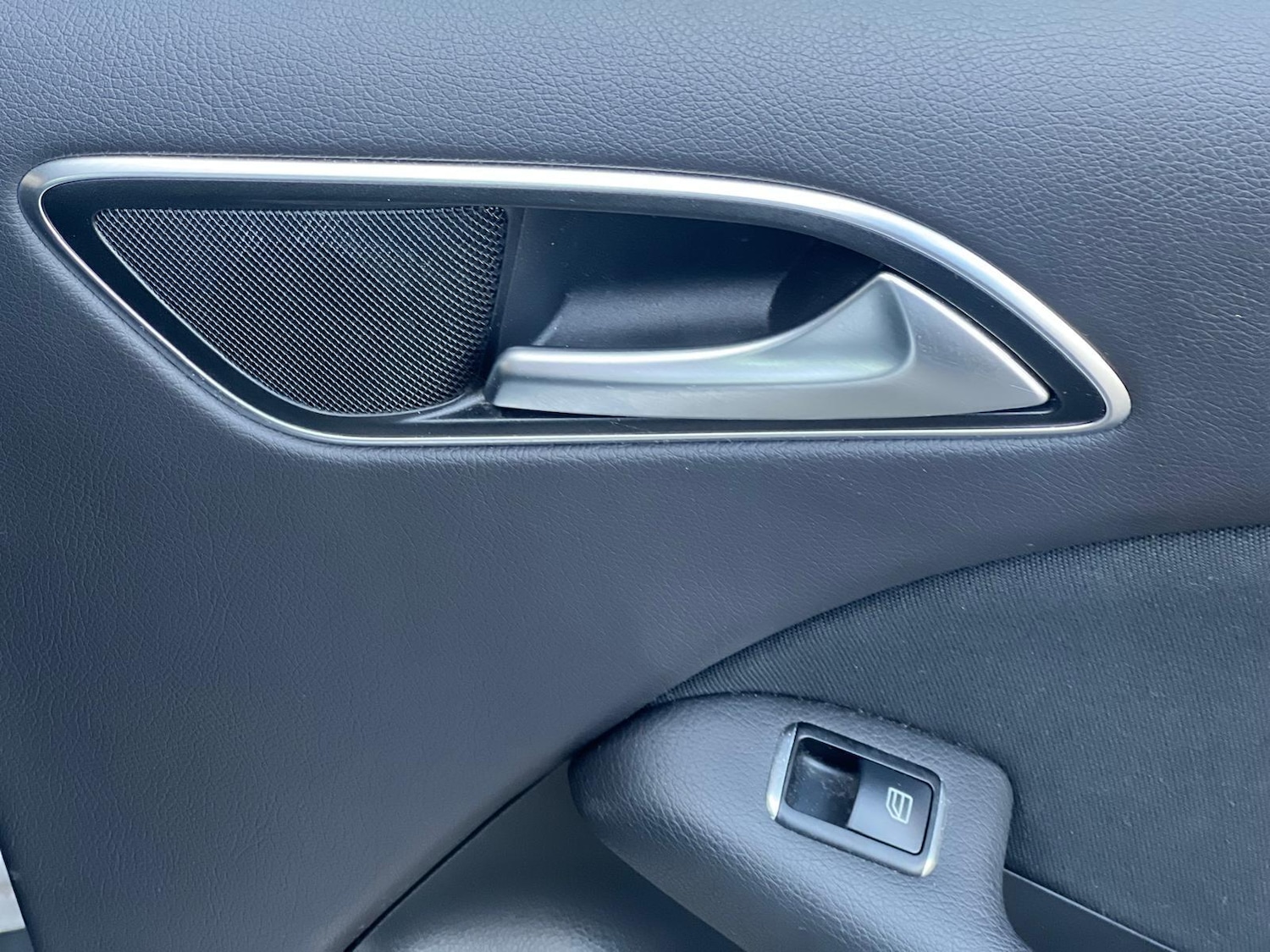 Used Mercedes-Benz B Class for sale - 77267478: Photo 40