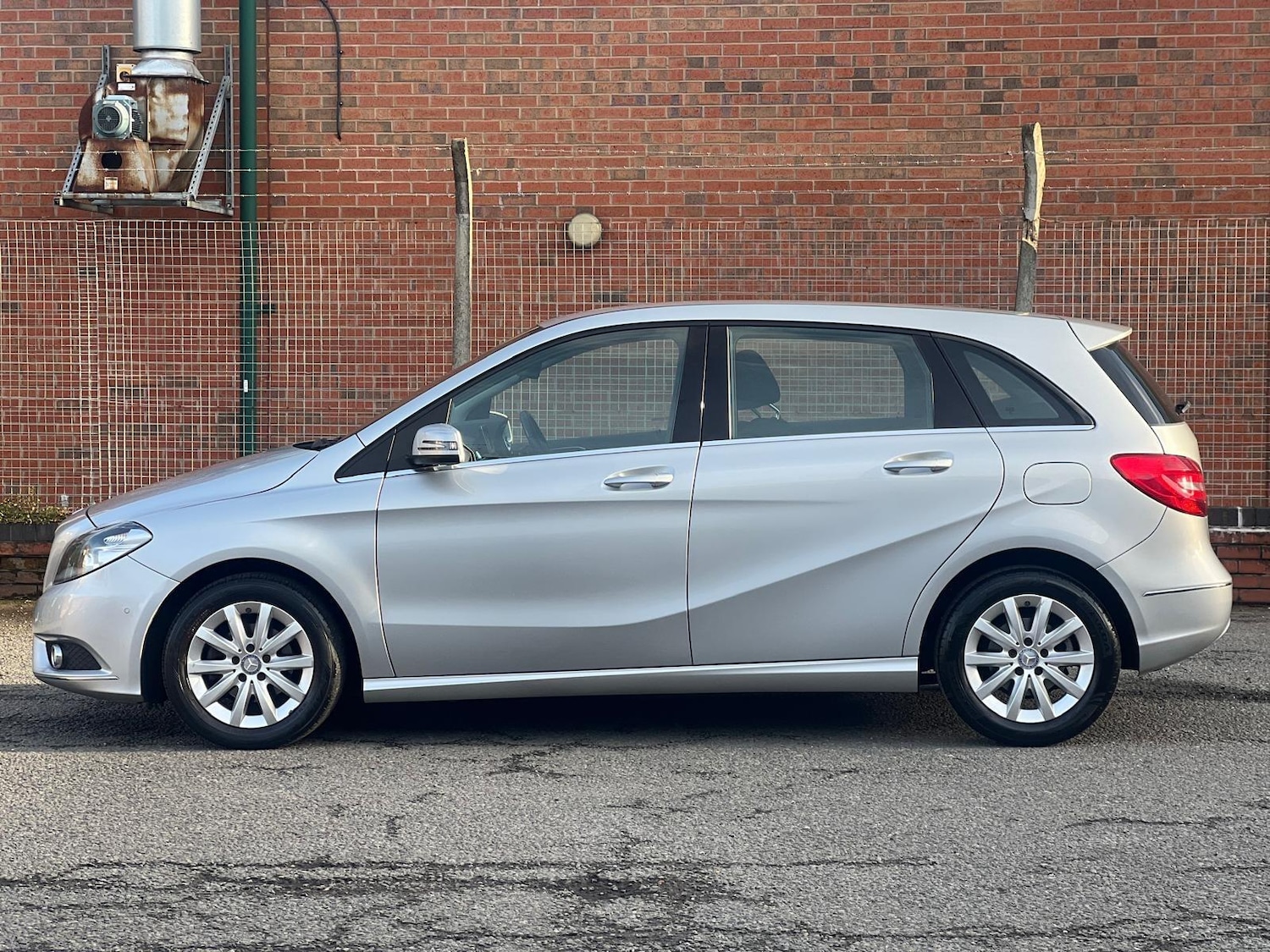 Used Mercedes-Benz B Class for sale - 77267478: Photo 7