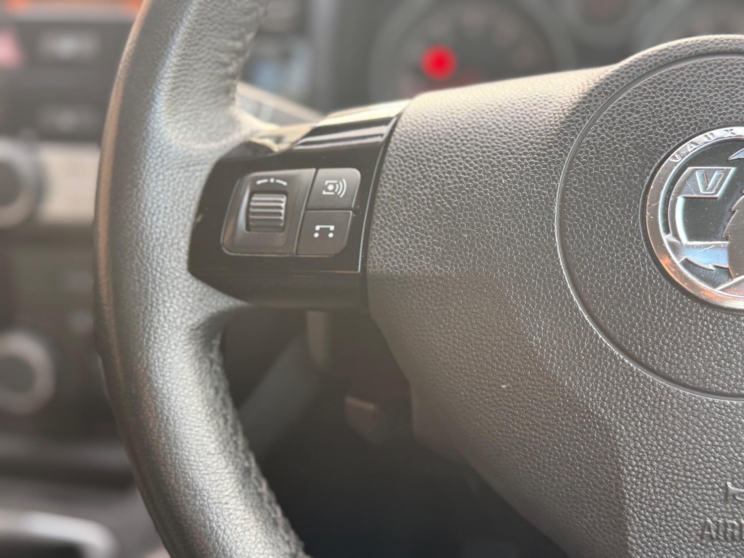 Used Vauxhall Zafira 2014 for sale - 76151978: Photo 41
