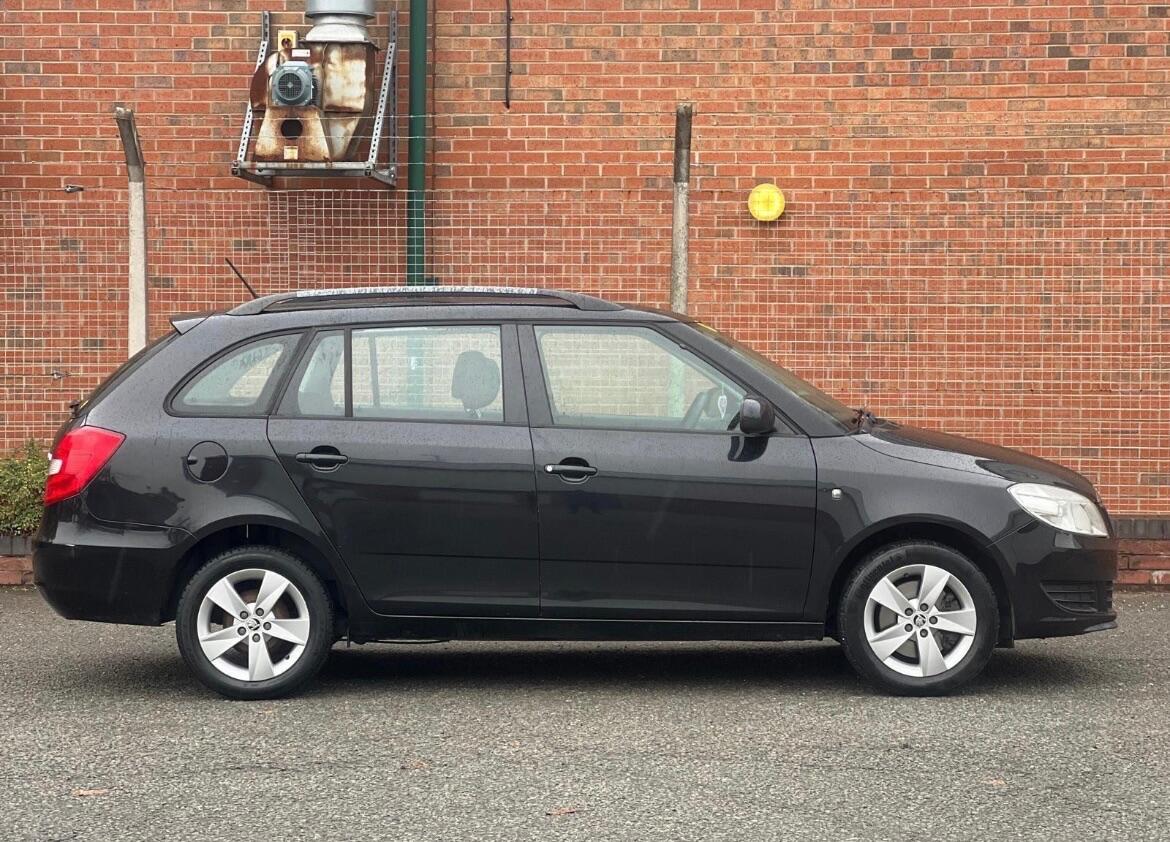 Used Skoda Fabia 2014 for sale - 76975475: Photo 5