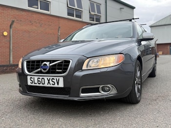 2010 (60) - 2.4 D5 R-Design SE Euro 5 5dr