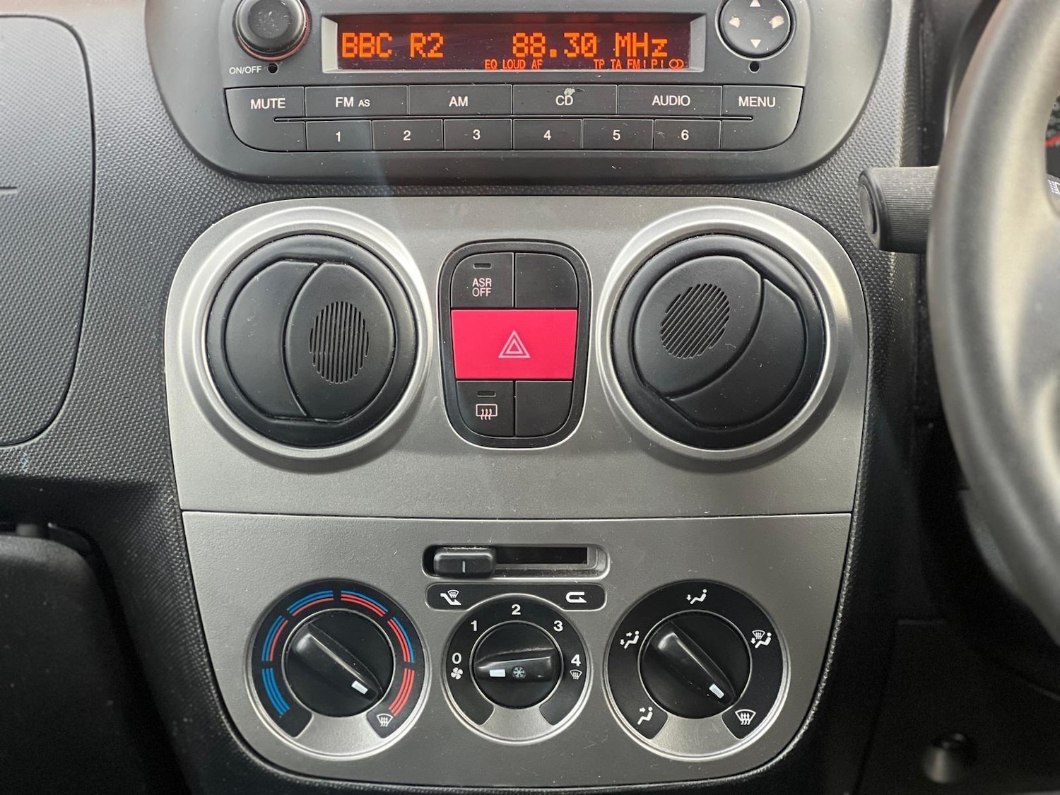 Used Peugeot Bipper Tepee 2013 for sale - 76952574: Photo 18