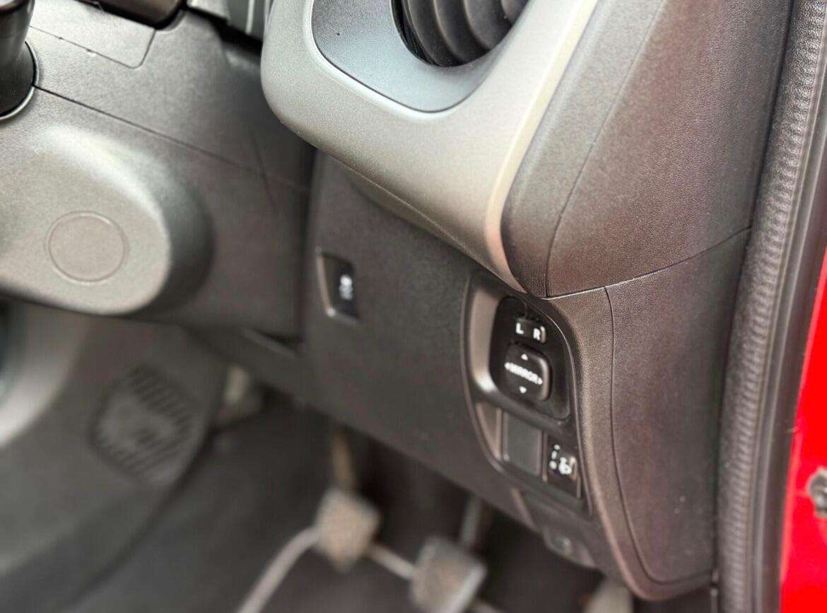 Used Peugeot 108 2015 for sale - 76878394: Photo 37