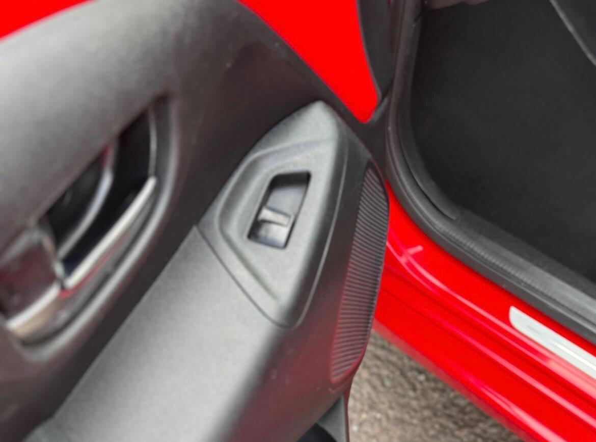 Used Peugeot 108 2015 for sale - 76878394: Photo 39