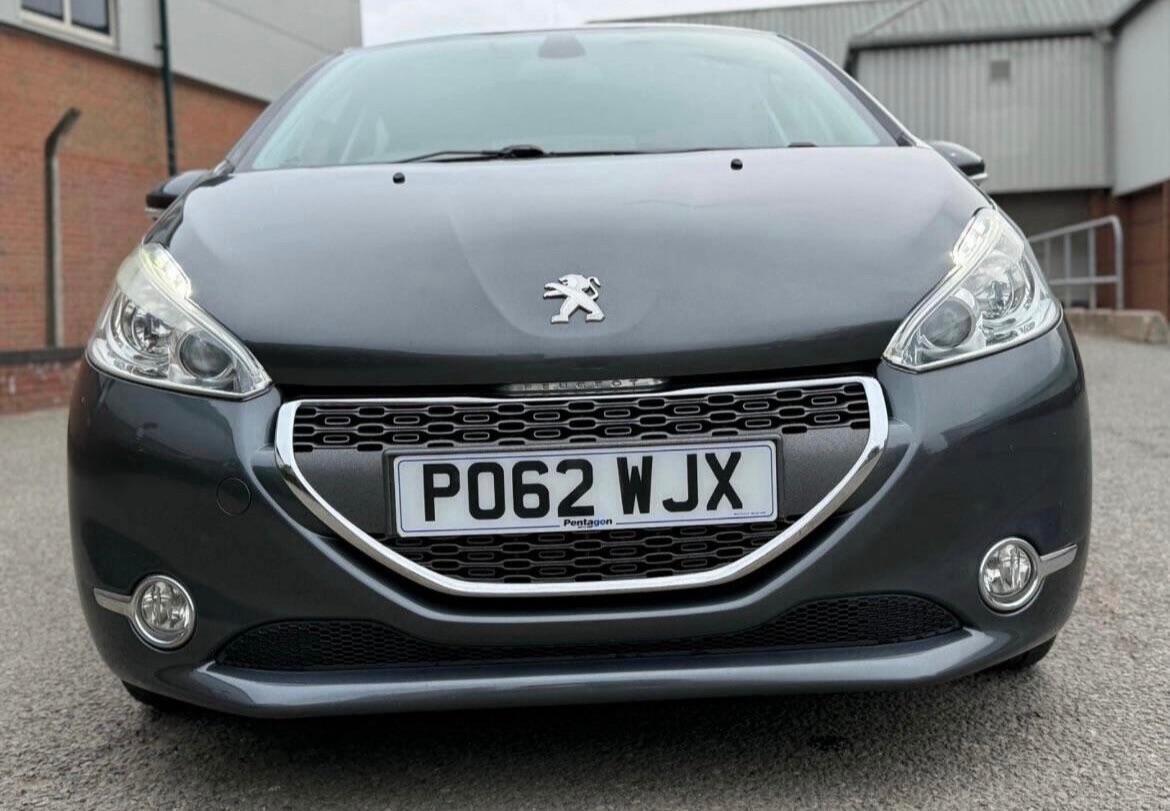 Used Peugeot 208 2012 for sale - 76388538: Photo 30