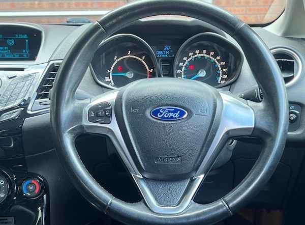 Used Ford Fiesta 2014 for sale - 76043263: Photo 22