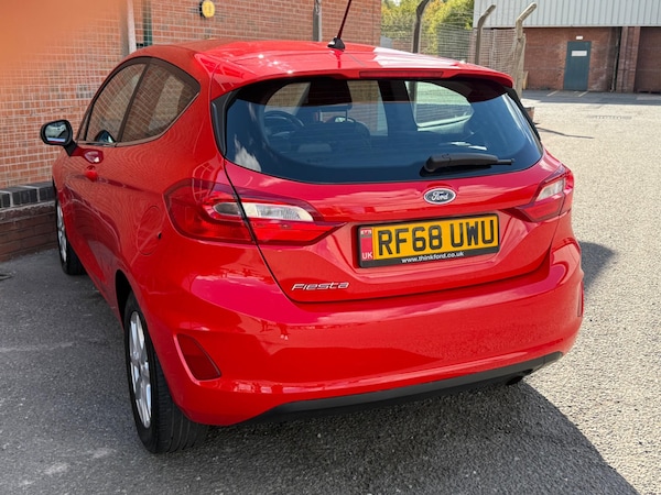 Used Ford Fiesta 2019 for sale - 76071628: Photo 2