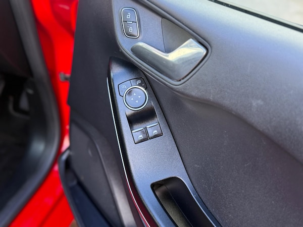 Used Ford Fiesta 2019 for sale - 76071628: Photo 34