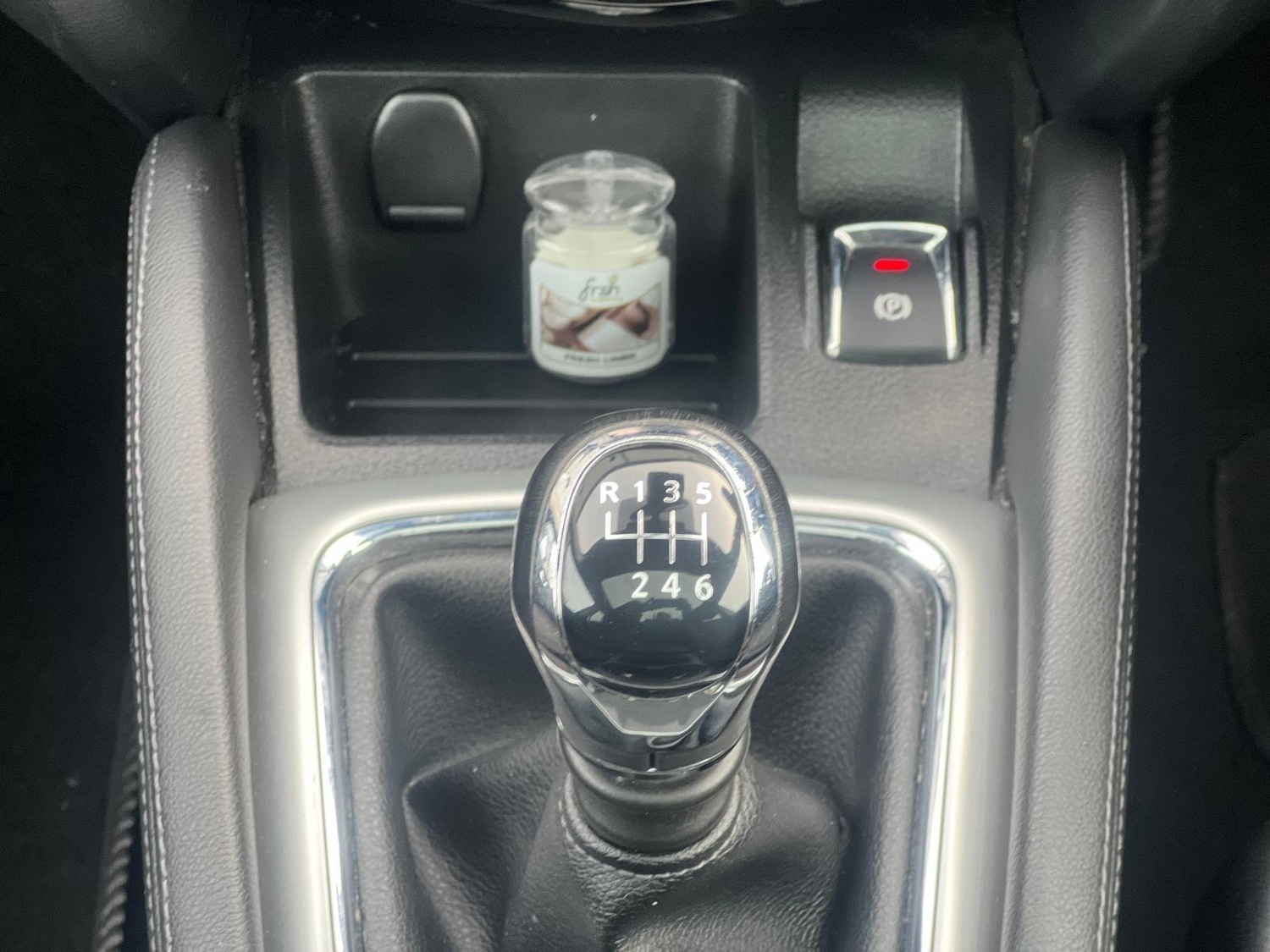 Used Nissan Qashqai 2015 for sale - 76878379: Photo 20