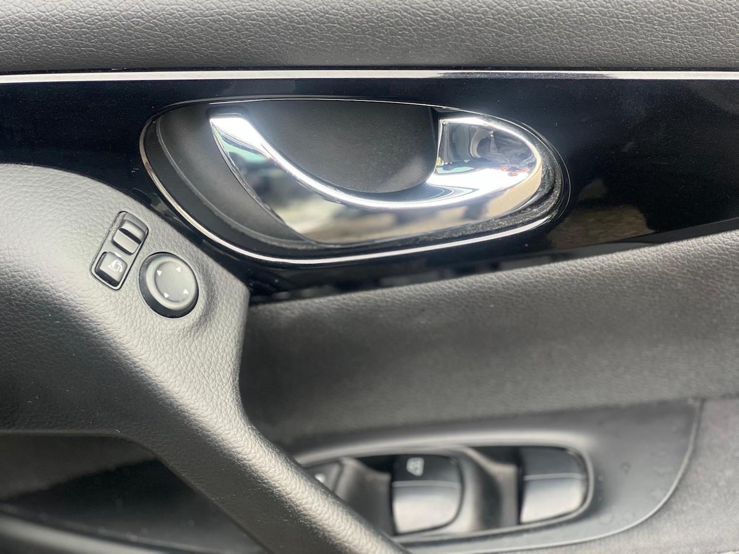 Used Nissan Qashqai 2015 for sale - 76878379: Photo 42