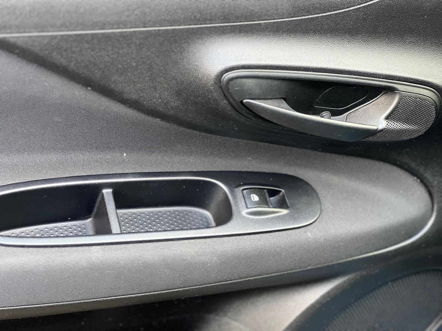 Used Fiat Punto 2017 for sale - 77229204: Photo 35