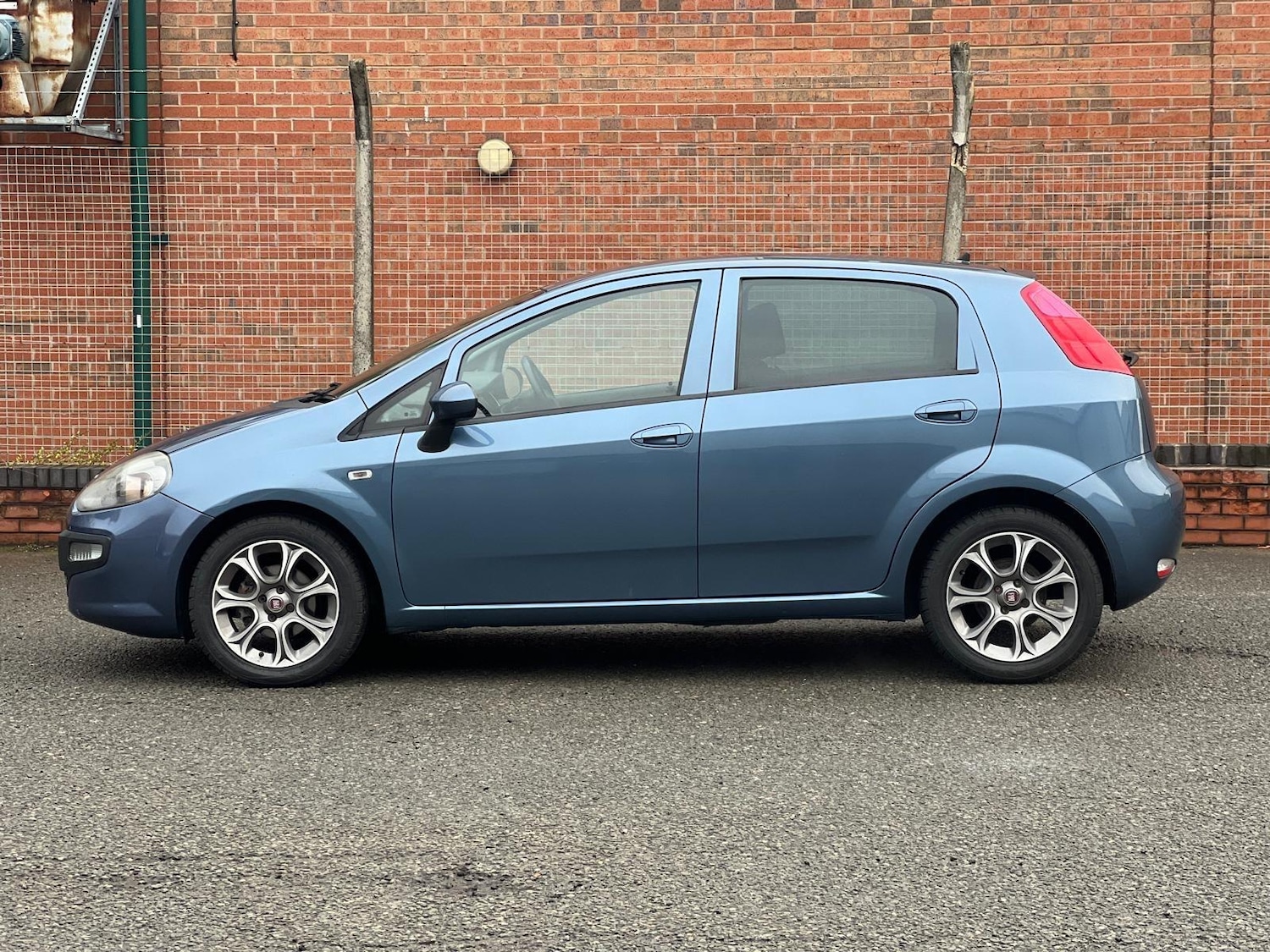 Used Fiat Punto 2017 for sale - 77229204: Photo 7