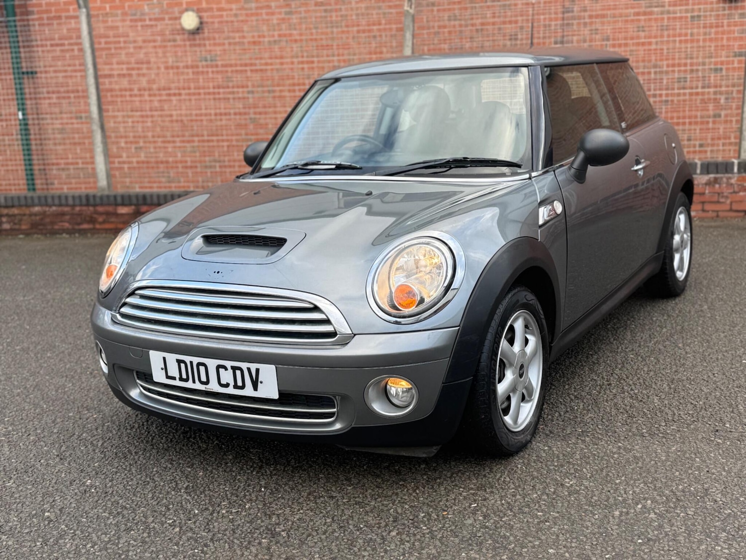 Used MINI Hatch 2010 for sale - 77131211: Photo 8