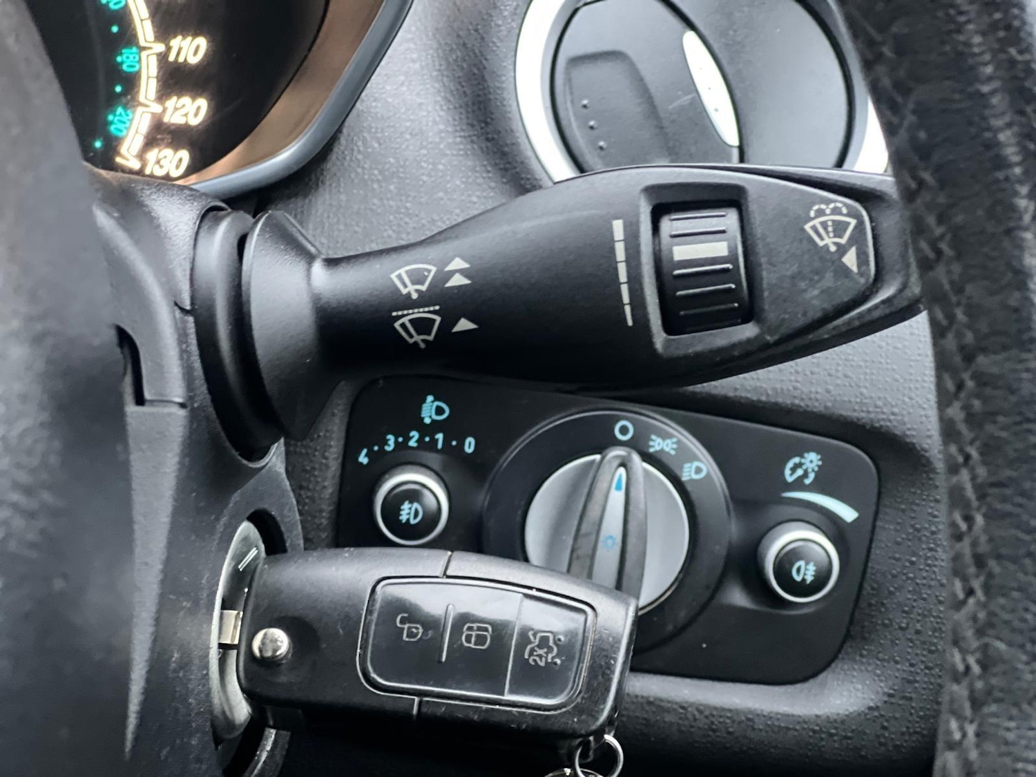 Used Ford Fiesta 2013 for sale - 77028902: Photo 36