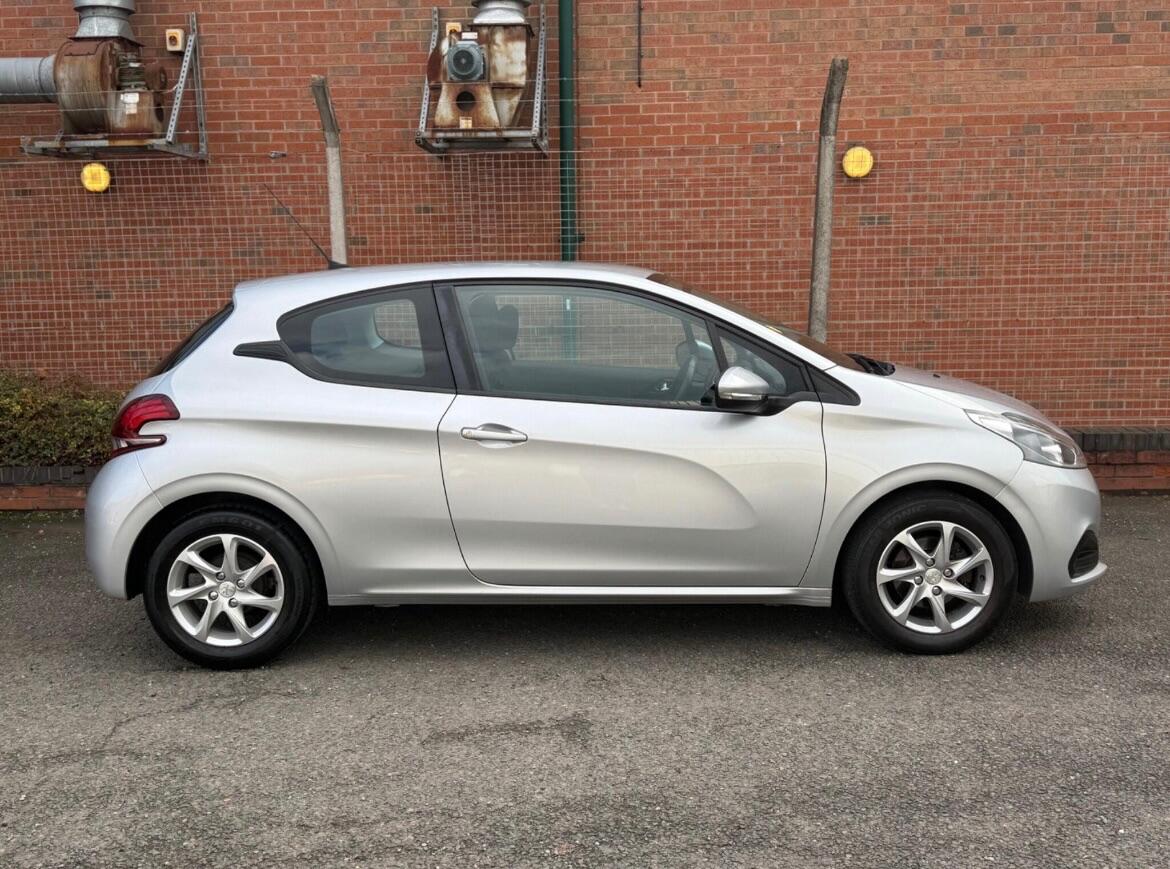 Used Peugeot 208 2016 for sale - 77040751: Photo 5
