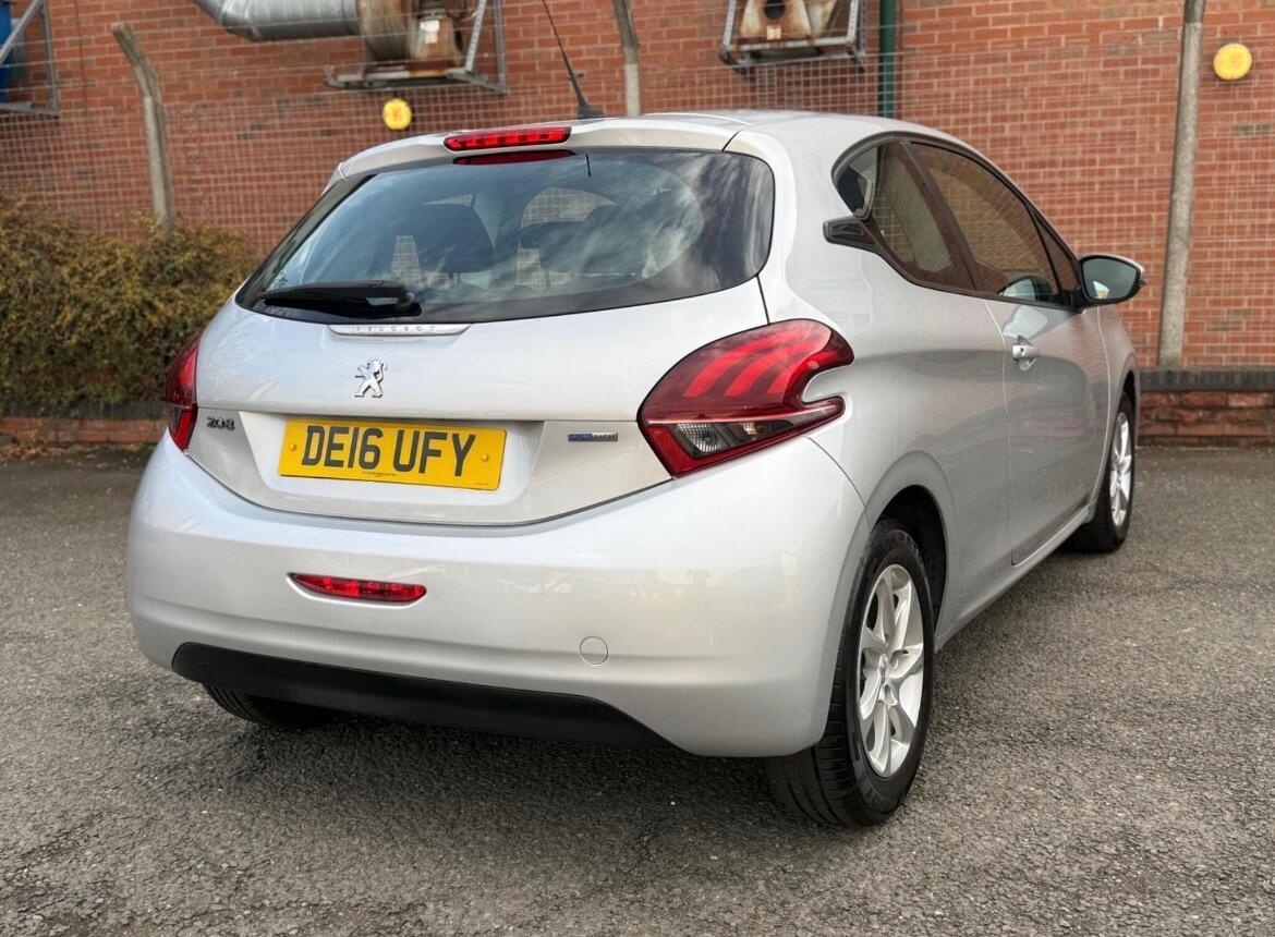 Used Peugeot 208 2016 for sale - 77040751: Photo 6