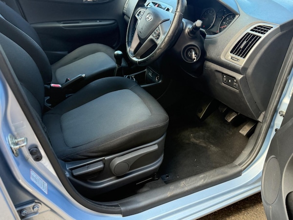 Used Hyundai i20 2014 for sale - 76071464: Photo 13