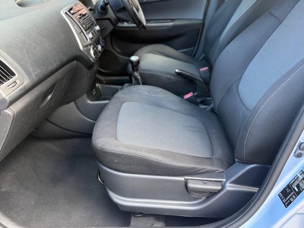 Used Hyundai i20 2014 for sale - 76071464: Photo 33