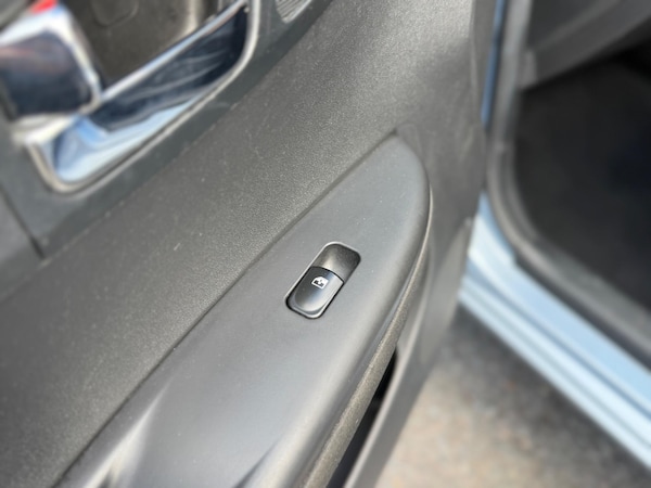 Used Hyundai i20 2014 for sale - 76071464: Photo 39