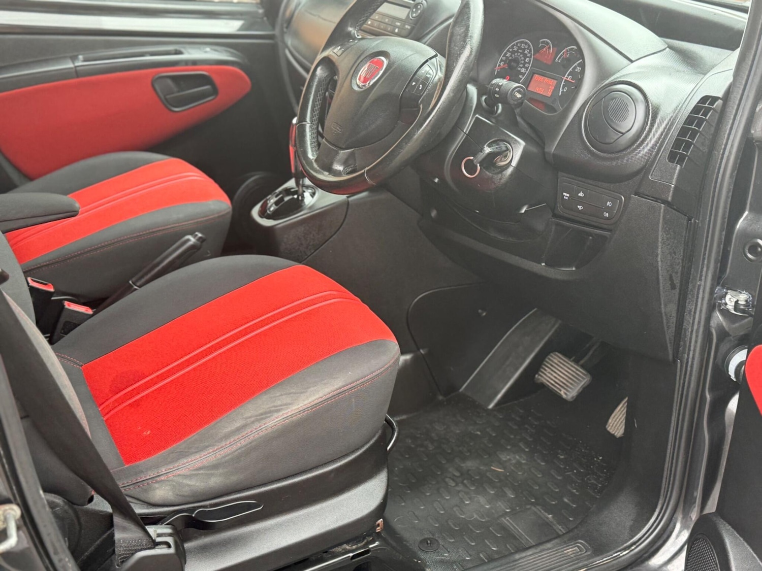 Used Fiat Qubo 2012 for sale - 76513238: Photo 27