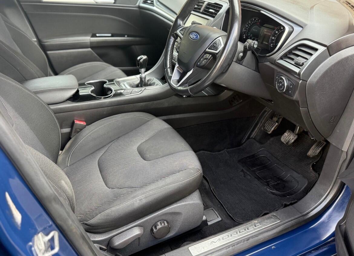 Used Ford Mondeo 2015 for sale - 76458160: Photo 32