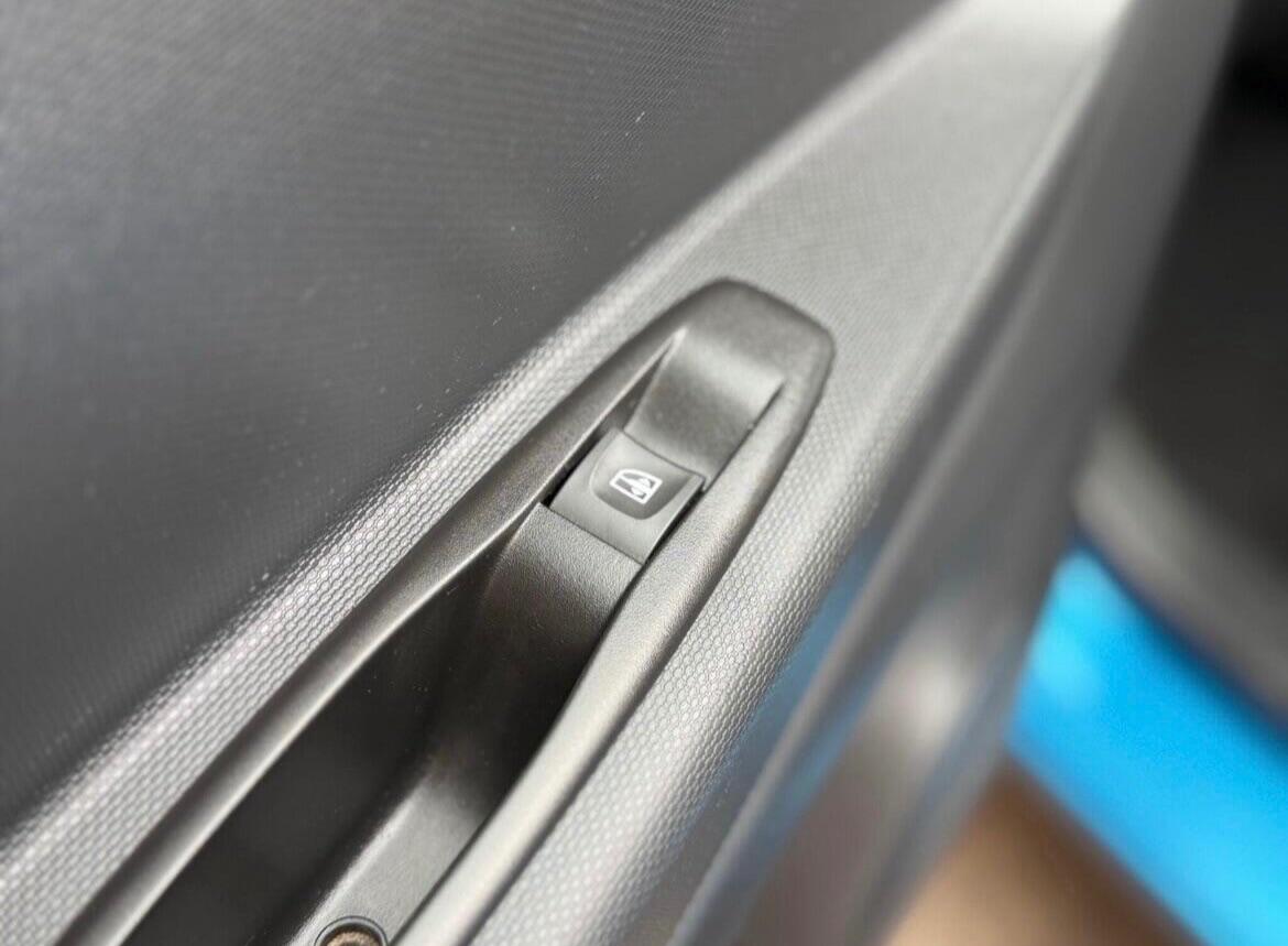 Used Renault Captur 2014 for sale - 77191031: Photo 25