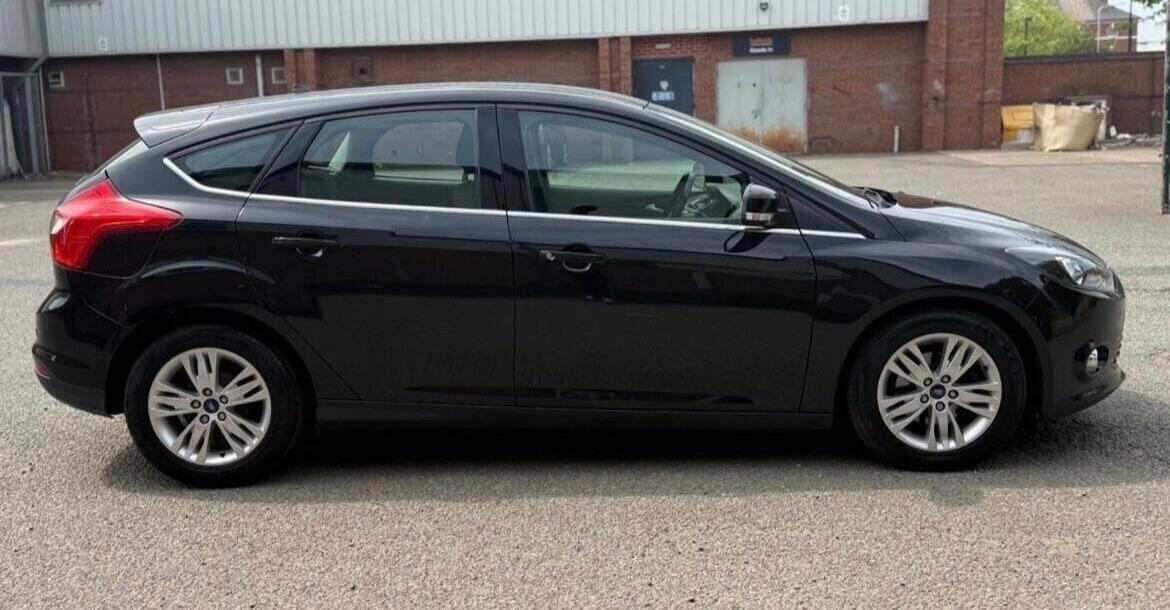 Used Ford Focus 2014 for sale - 76878381: Photo 5