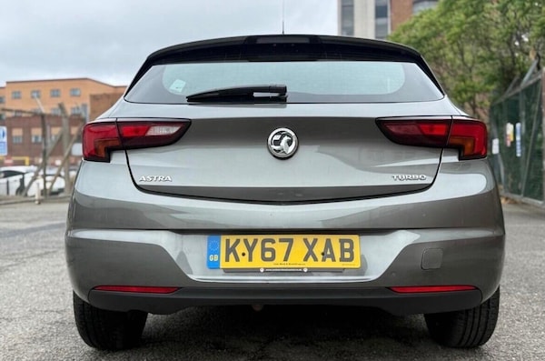 Used Vauxhall Astra 2017 for sale - 76307259: Photo 10