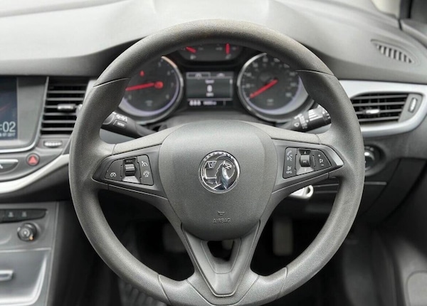 Used Vauxhall Astra 2017 for sale - 76307259: Photo 25