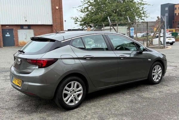 Used Vauxhall Astra 2017 for sale - 76307259: Photo 28