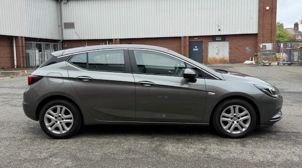 Used Vauxhall Astra 2017 for sale - 76307259: Photo 5