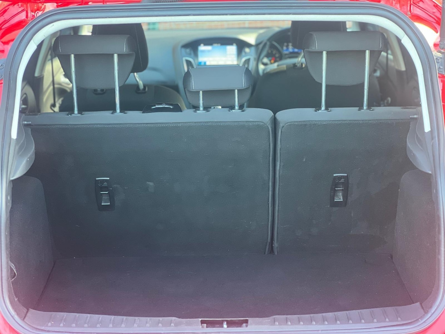 Used Ford Focus 2017 for sale - 76878412: Photo 13