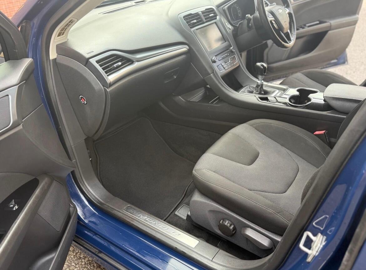 Used Ford Mondeo 2015 for sale - 76878387: Photo 31