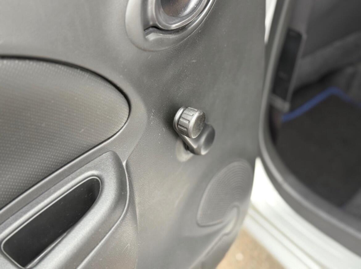 Used Nissan Micra 2016 for sale - 76878400: Photo 35