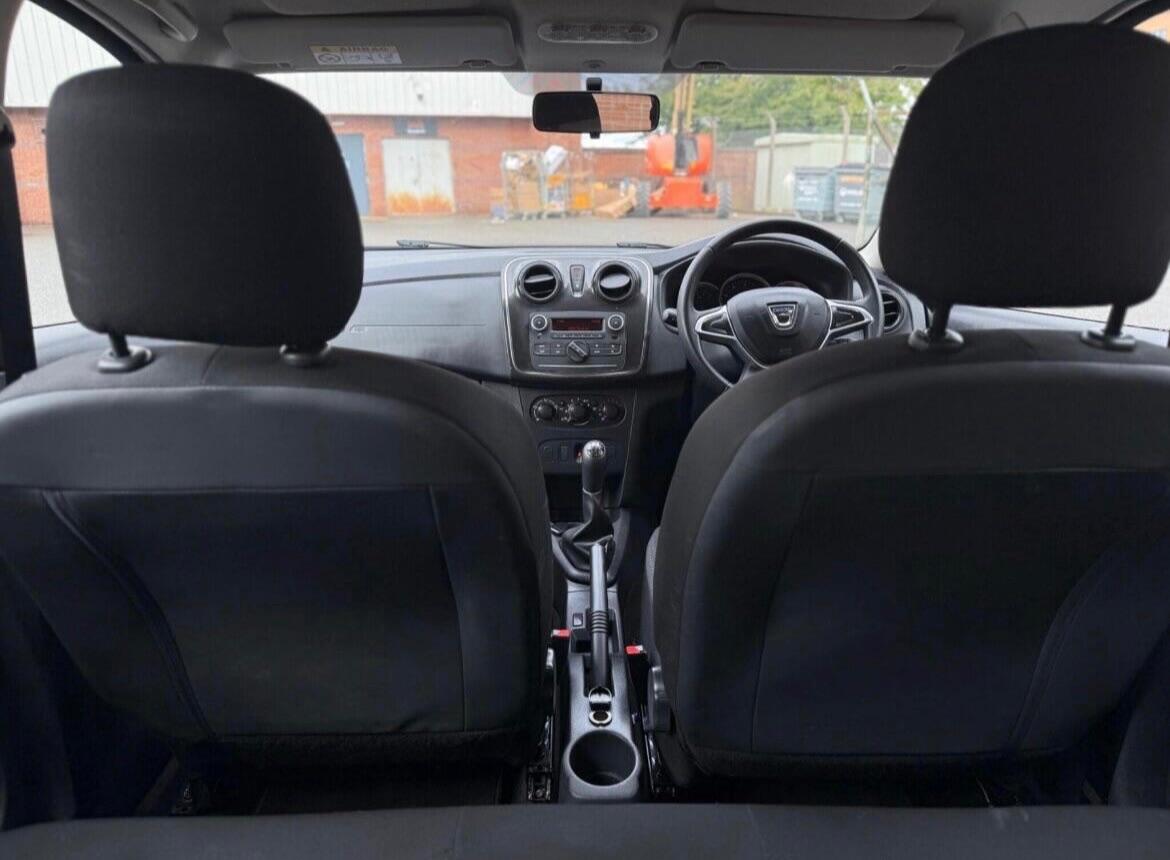 Used Dacia Sandero 2017 for sale - 77020995: Photo 10