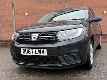Used Dacia Sandero 2017 for sale - 77020995: Photo