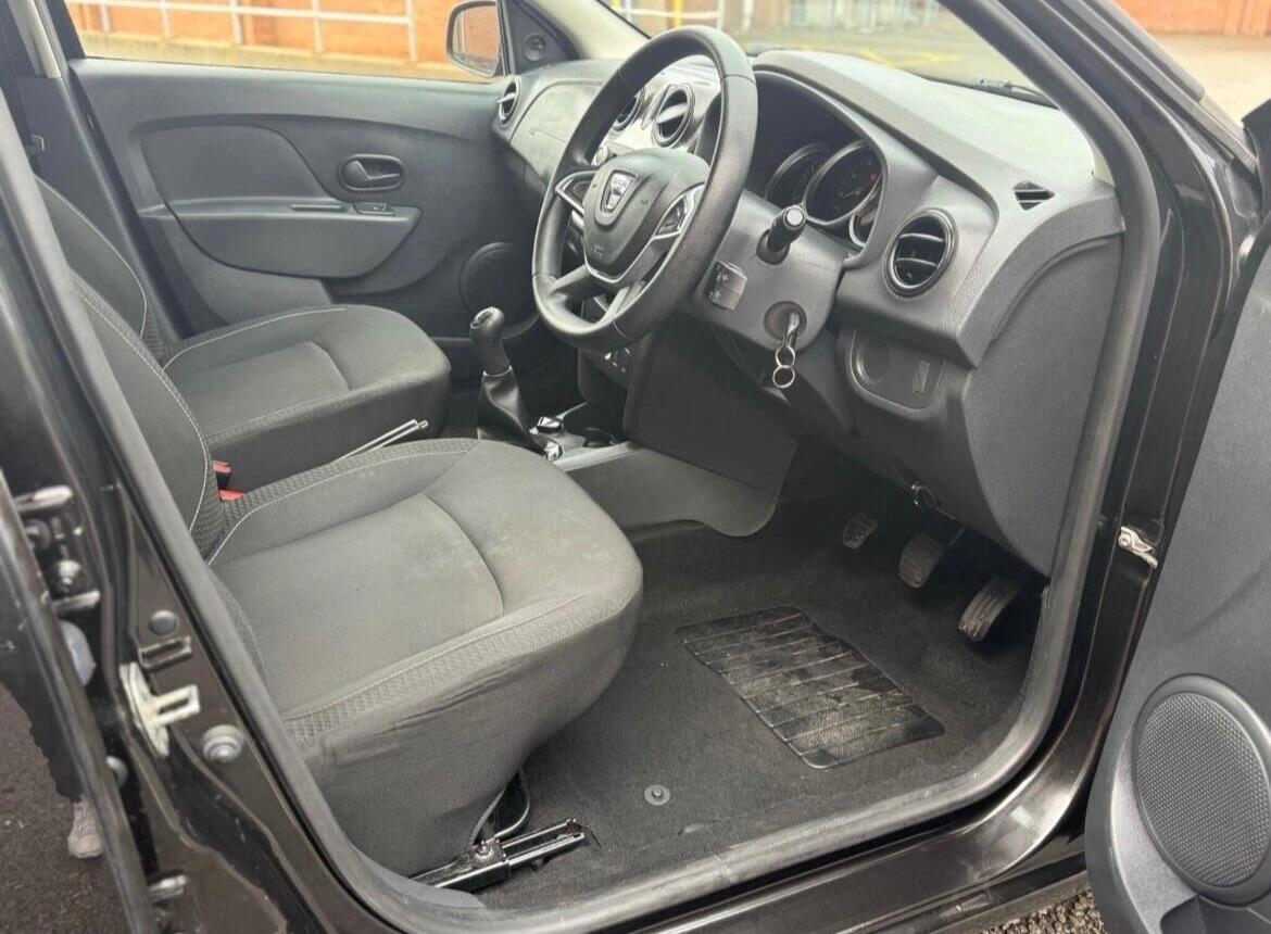 Used Dacia Sandero 2017 for sale - 77020995: Photo 28