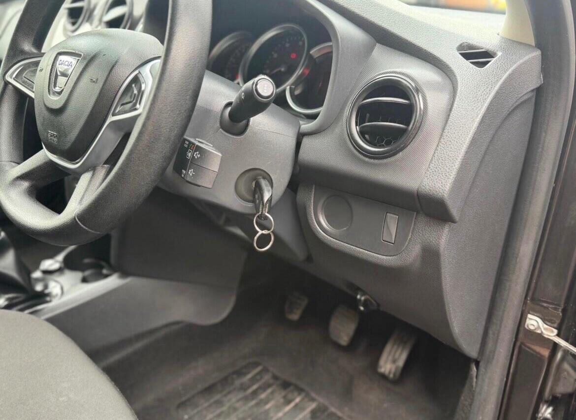 Used Dacia Sandero 2017 for sale - 77020995: Photo 34