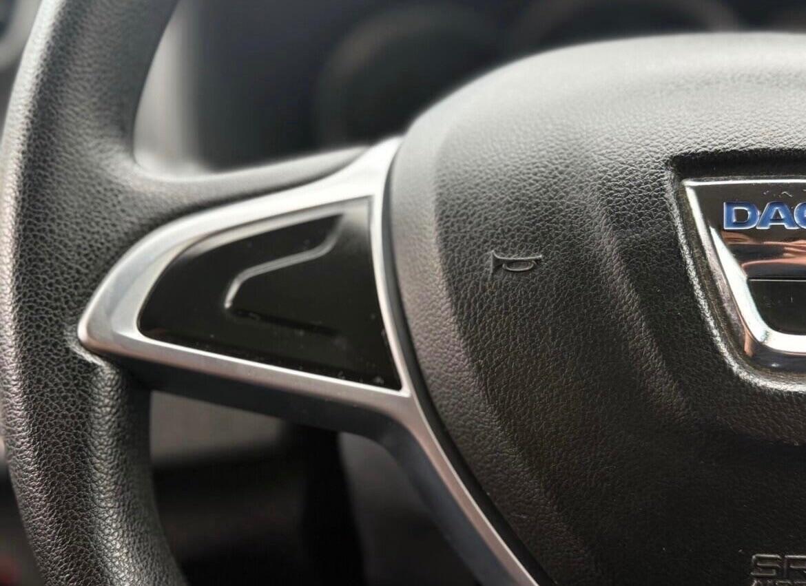 Used Dacia Sandero 2017 for sale - 77020995: Photo 41