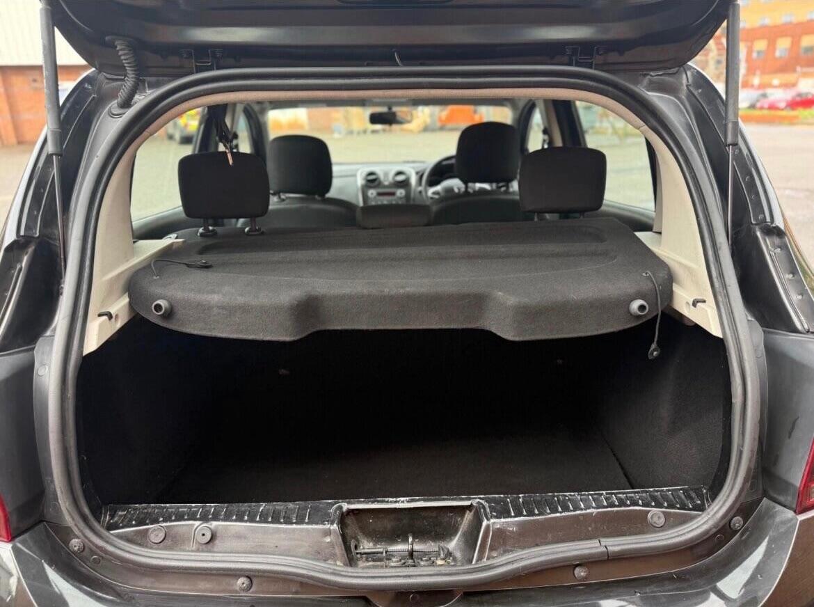 Used Dacia Sandero 2017 for sale - 77020995: Photo 9