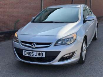 2015 (65) - 1.6i SRi Euro 6 5dr