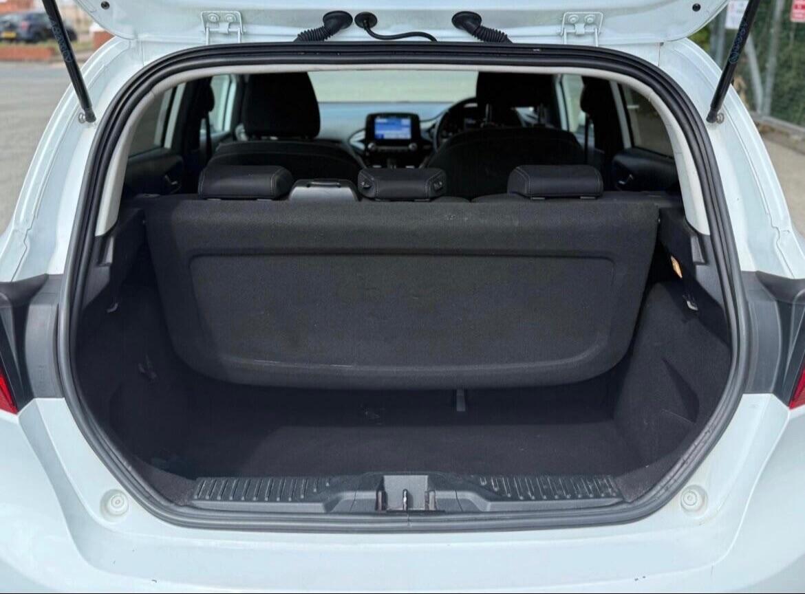 Used Ford Fiesta 2017 for sale - 76878423: Photo 11