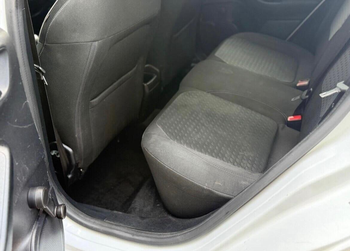 Used Ford Fiesta 2017 for sale - 76878423: Photo 15