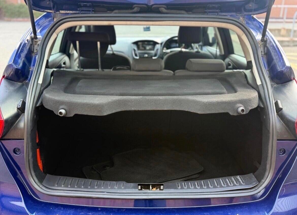 Used Ford Focus 2014 for sale - 76913046: Photo 11