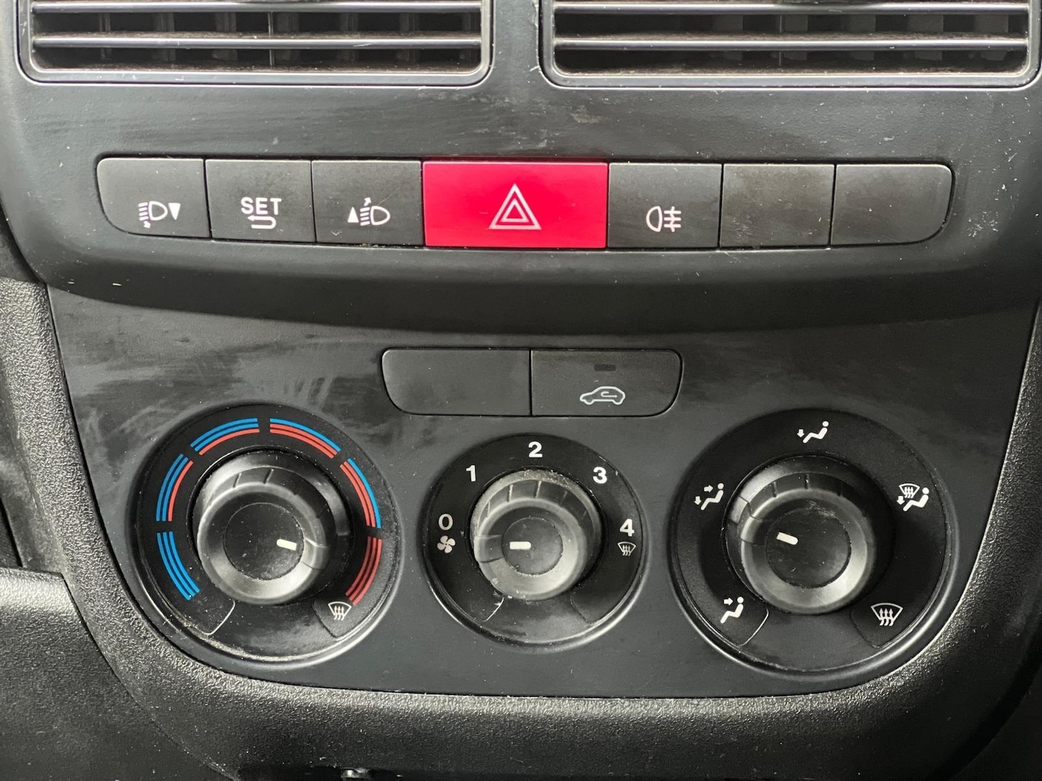 Used Fiat Doblo 2014 for sale - 76878385: Photo 17